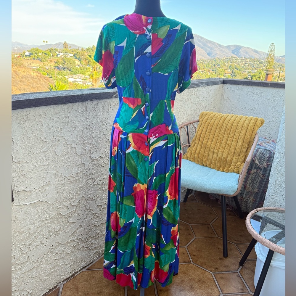 RONNI NICOLE Vintage Floral Dress - Picture 6 of 16